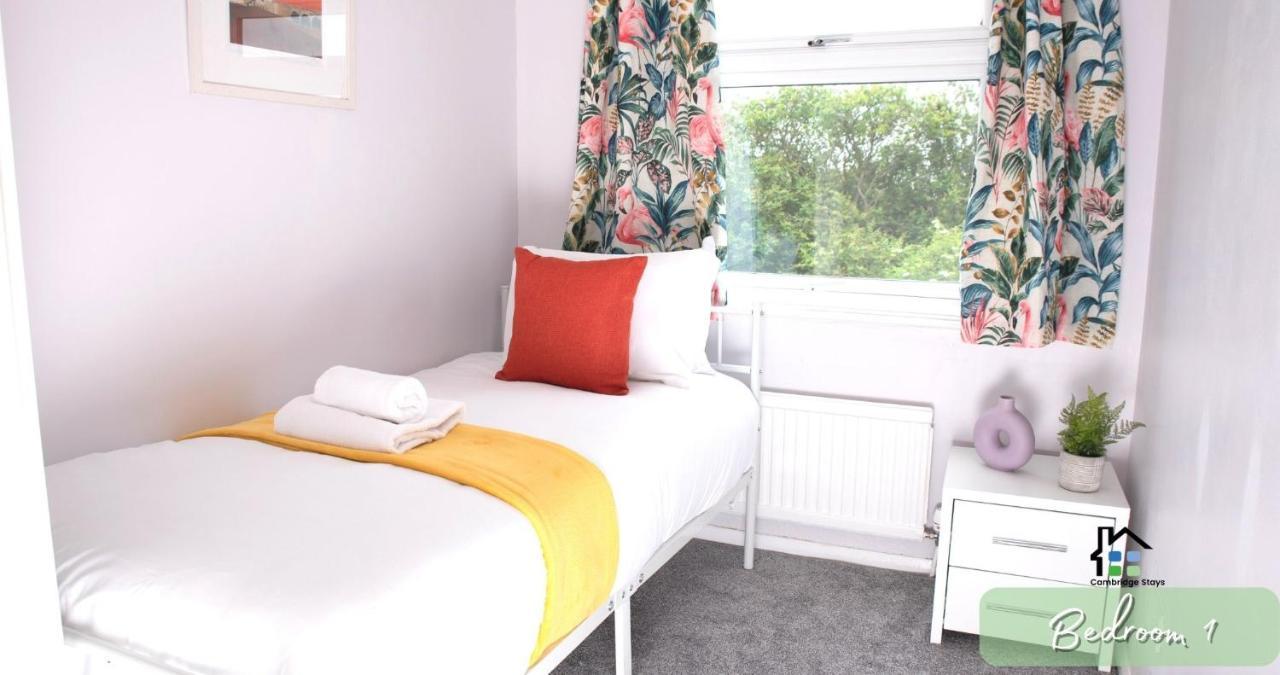 Cambridge Stays 4-5Br House-Garden-Lots Of Parking-15 Min To City-Close To Motorway Girton  Exterior photo